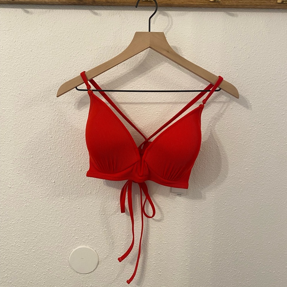 NWT Bikini Top w/ Underwire